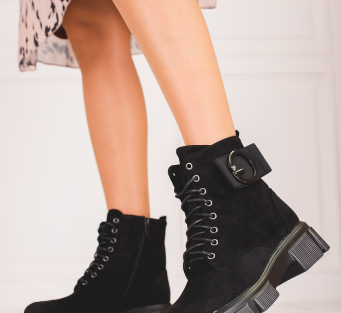 Luxusní černé dámské  kotníčkové boty na plochém podpatku
