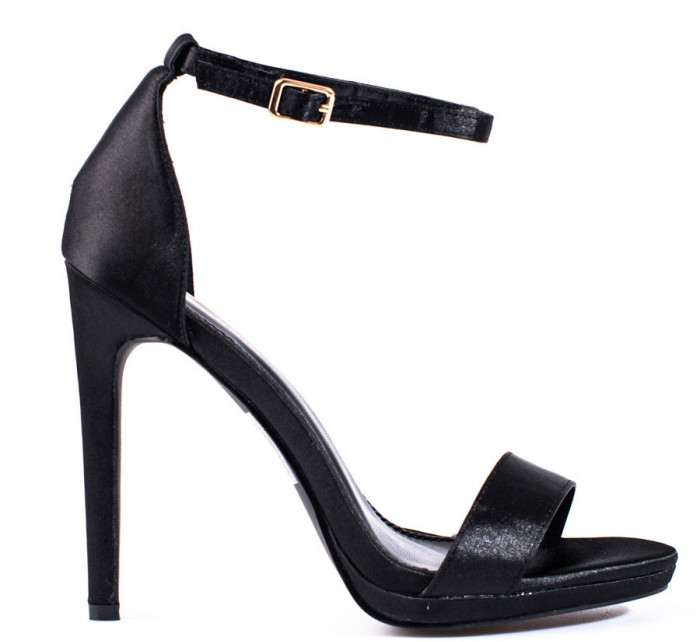 Výborné černé dámské  sandály na jehlovém podpatku