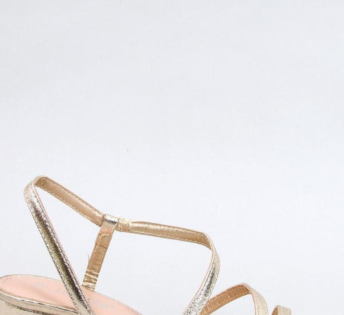 Sandály na podpatku  model 196075 Inello