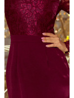 Elegantní tužkové šaty v bordó barvě s krajkou model 6347583