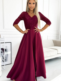 AMBER - Elegantní dlouhé dámské maxi šaty ve vínové bordó barvě s krajkovým výstřihem 309-9