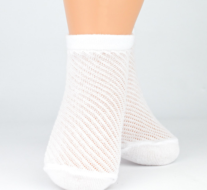 Dívčí bavlněné ponožky Noviti SB074 15-34