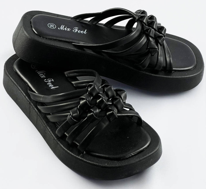Černé dámské pantofle s plochou podrážkou (CM-59)
