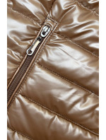 Prošívaná dámská bunda v karamelové barvě se stojáčkem (16M9110-84)