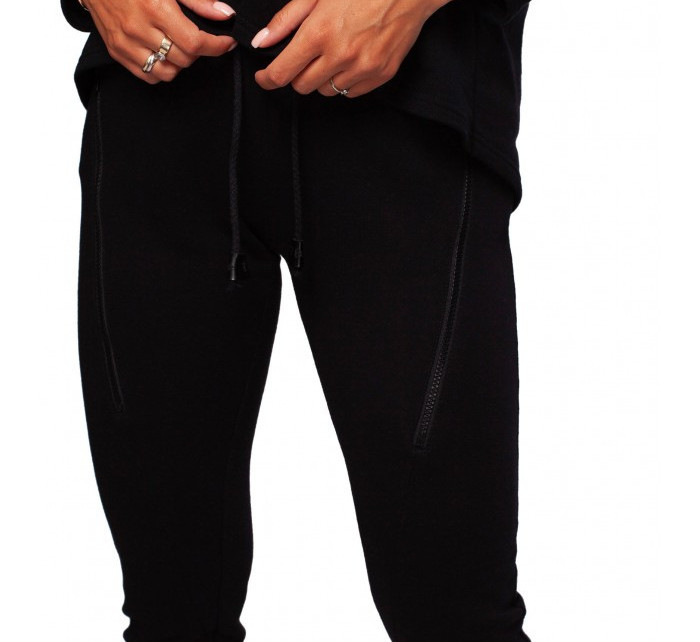 B240 Úzké pletené kalhoty s ozdobnými zipy - černé