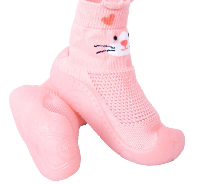 Yoclub Dětské dívčí protiskluzové ponožky s gumovou podrážkou OBO-0175G-5200 Apricot